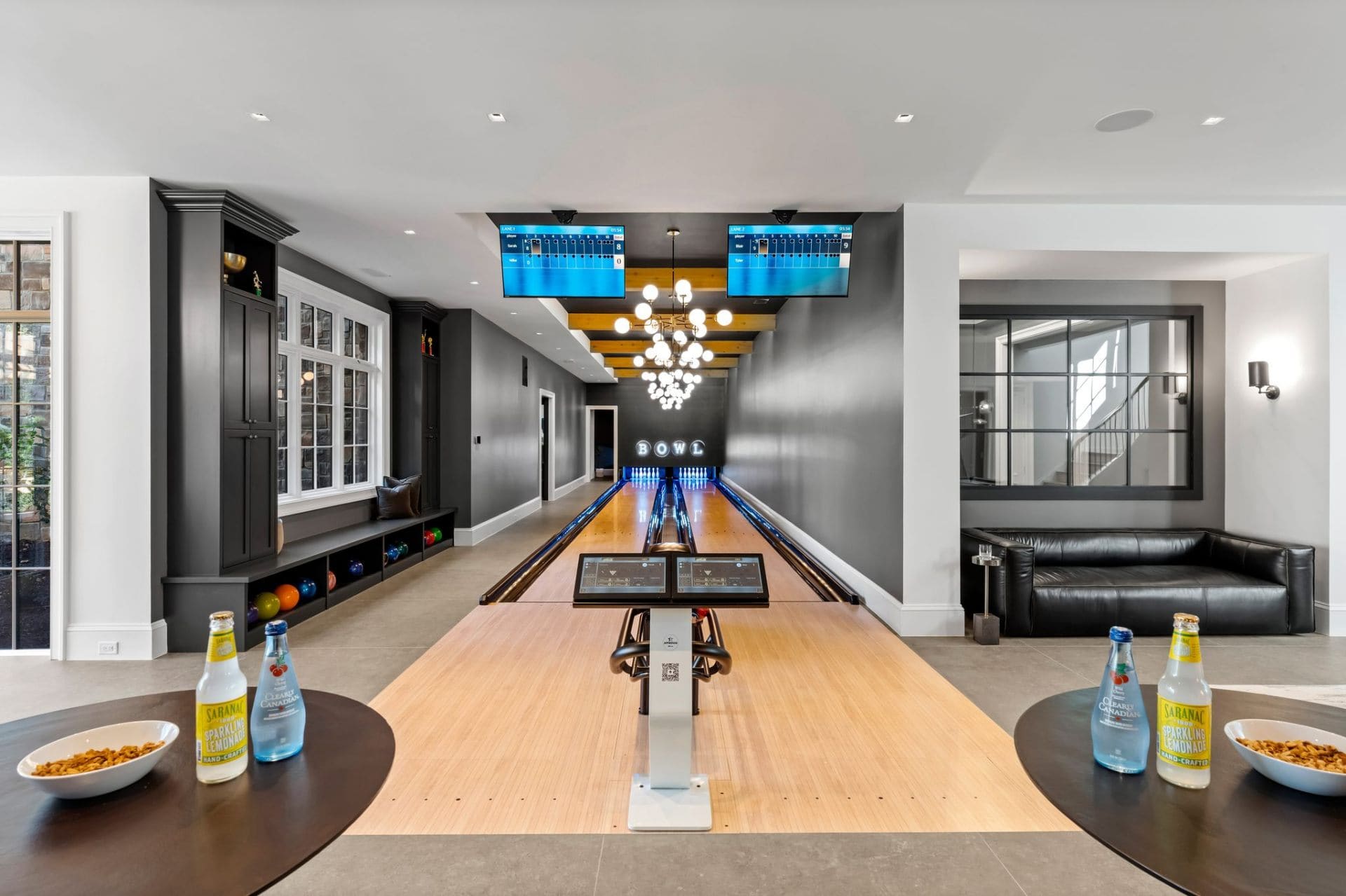 Bowling alley