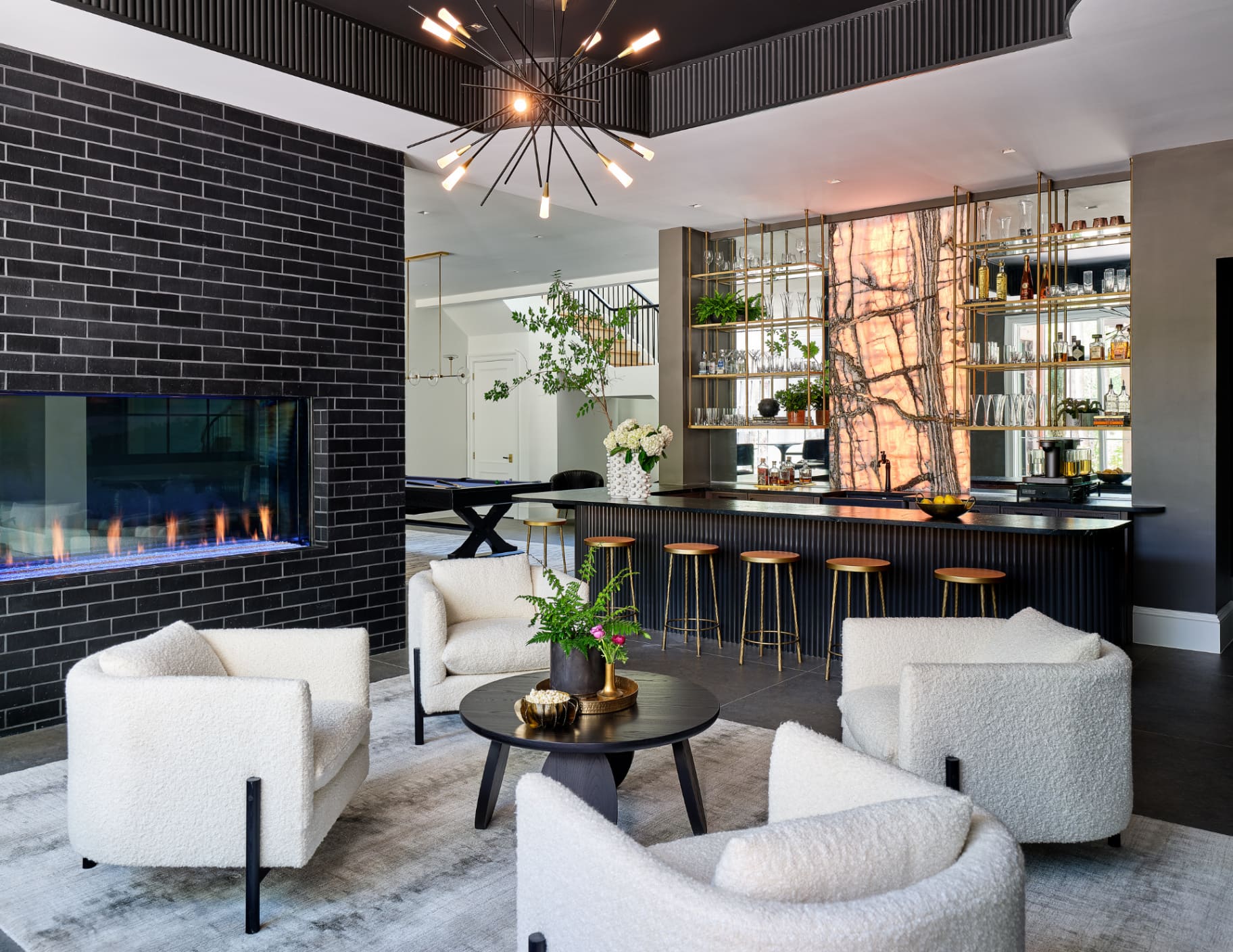 Entertainment bar main